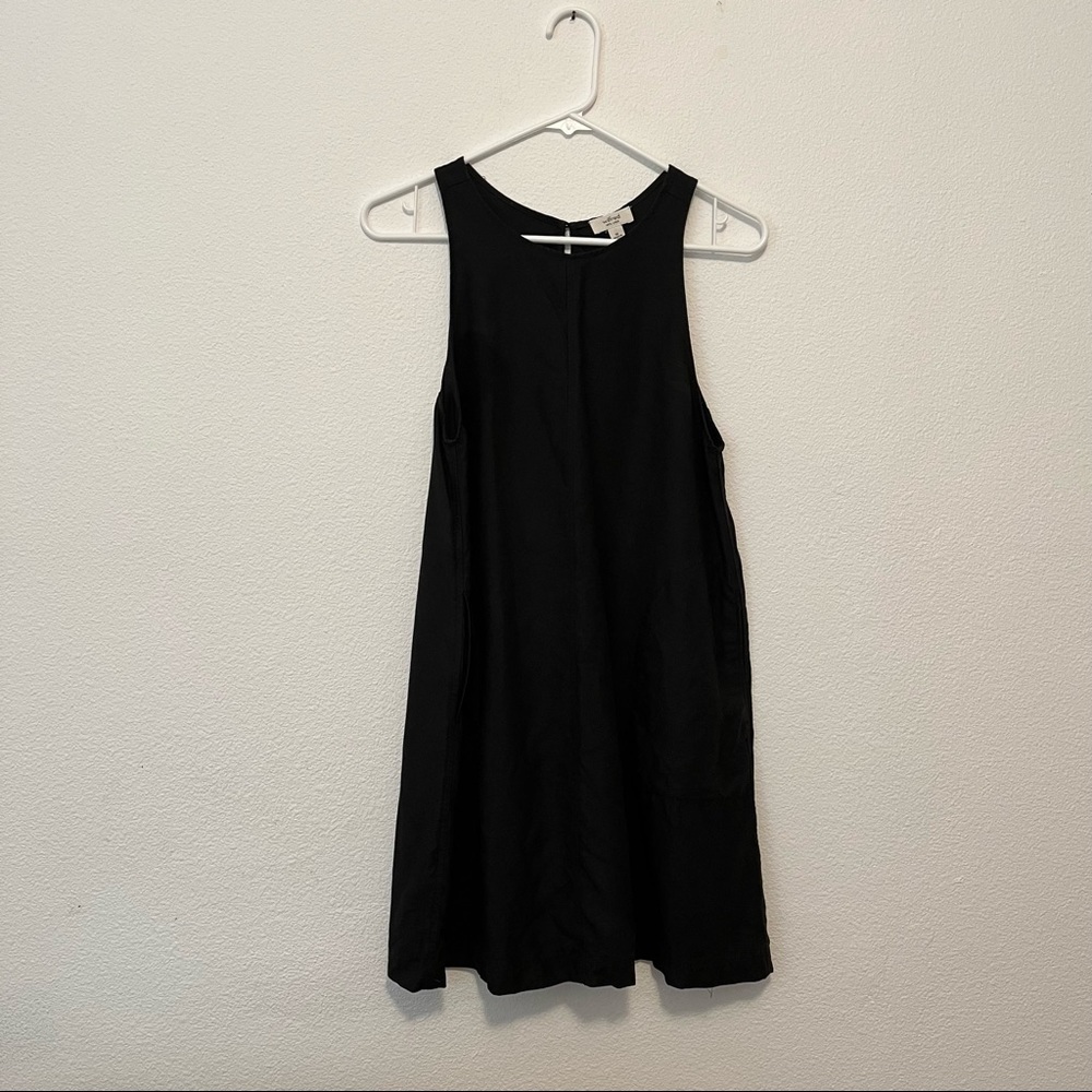 Aritzia Linen Shift Dress